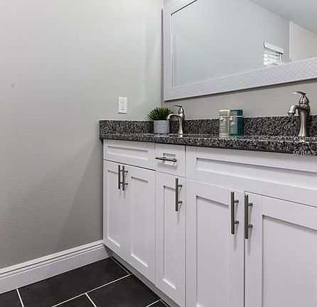 5th image of 7132 Ironwood Dr
