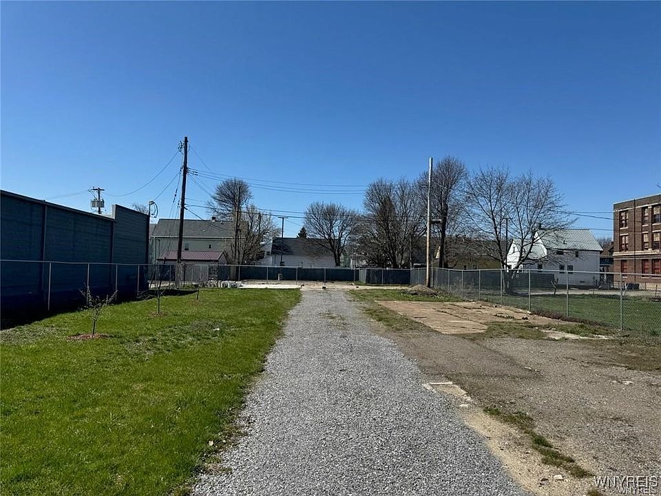 1st image of 1535 S Park Ave Lot 45