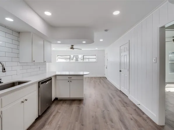 3313 8th Ave, Fort Worth, TX 76110