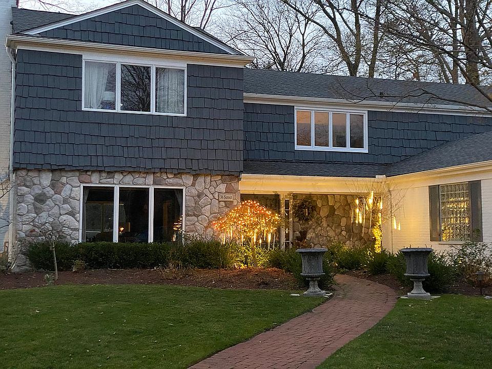2nd image of 36 Sunset Ln