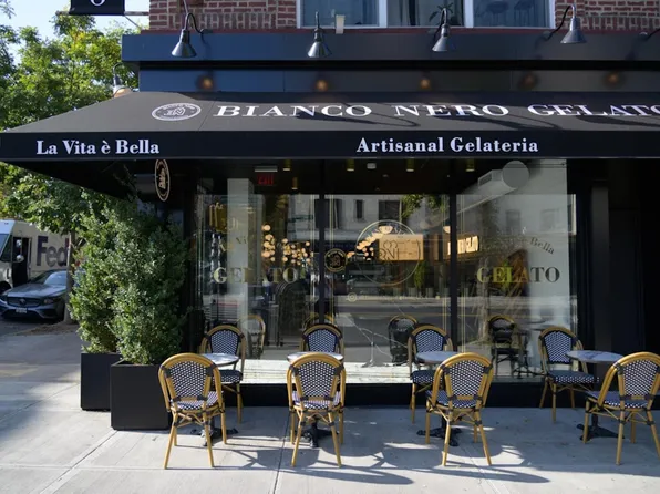 20 Halletts Point image 41 of 82