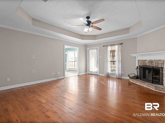 3rd image of 9680 Terrace Dr
