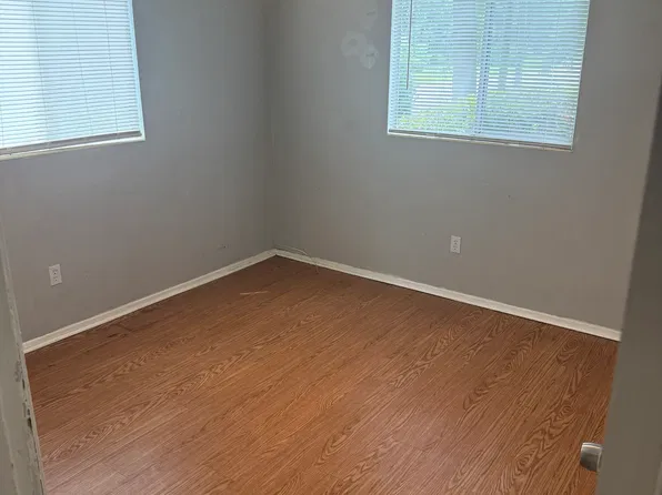 1907 Karen Ln, Tallahassee, FL 32304