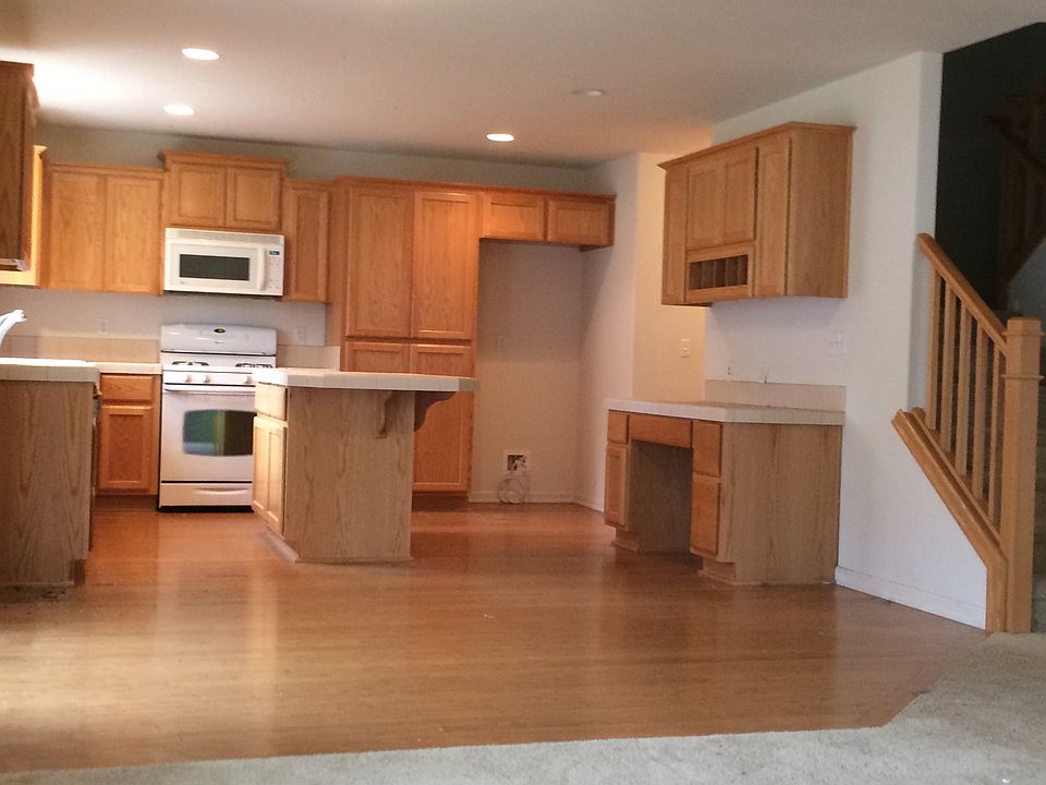 1st image of 9215 NE 104th St