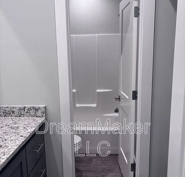 1016 Apple Blossom Way — Photo 7