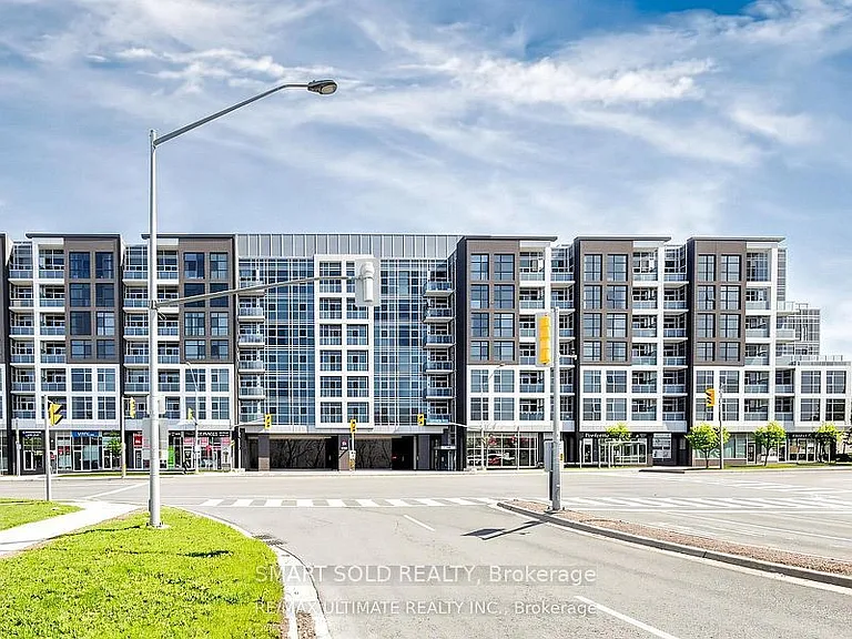 8763 Bayview Ave #813 — Photo 2