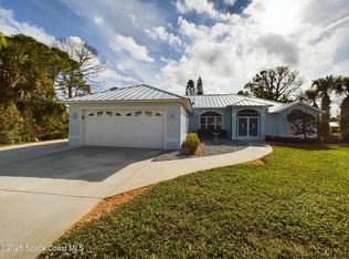573 Park Ave, Sebastian, FL 32958