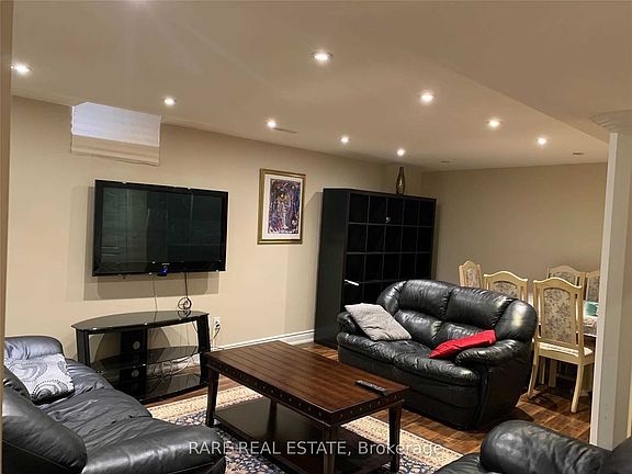 3rd image of 1671 Major Oaks Rd