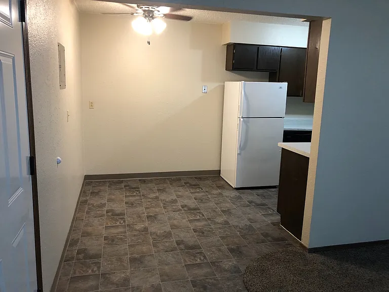 1831 Allison Dr — Photo 8