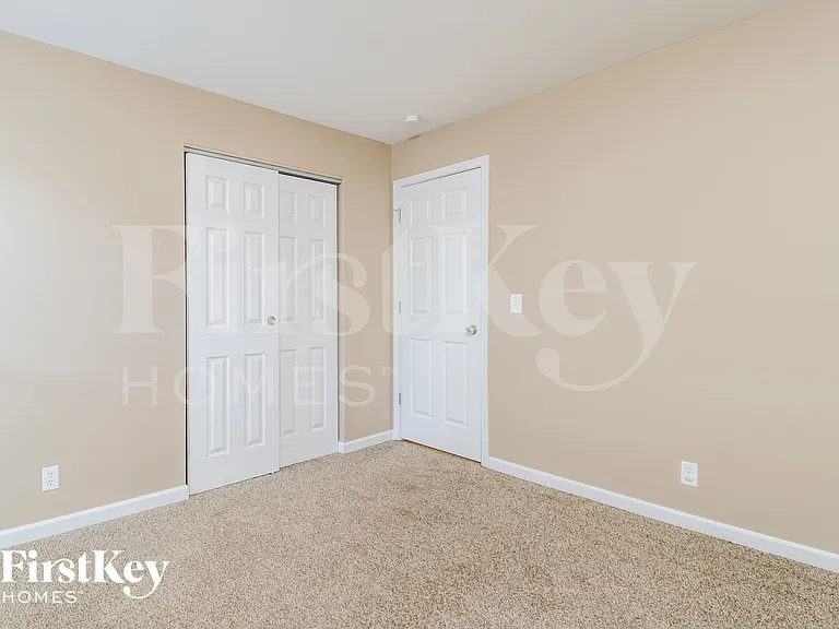 3598 Whispering Woods Dr — Photo 12