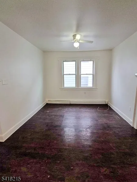 3 bed, 1.0 bath, $2,800 — Photo 2