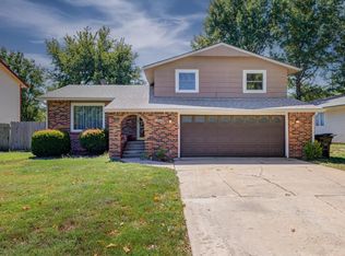 429 Overhill Rd, Arkansas City, KS 67005