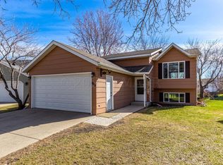 1901 53rd Ave S, Fargo, ND 58104