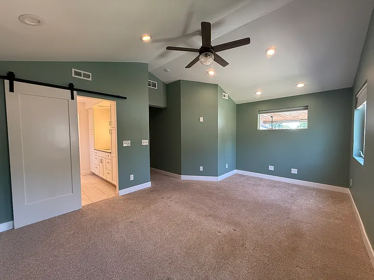 3029 Zenobia St — Photo 11