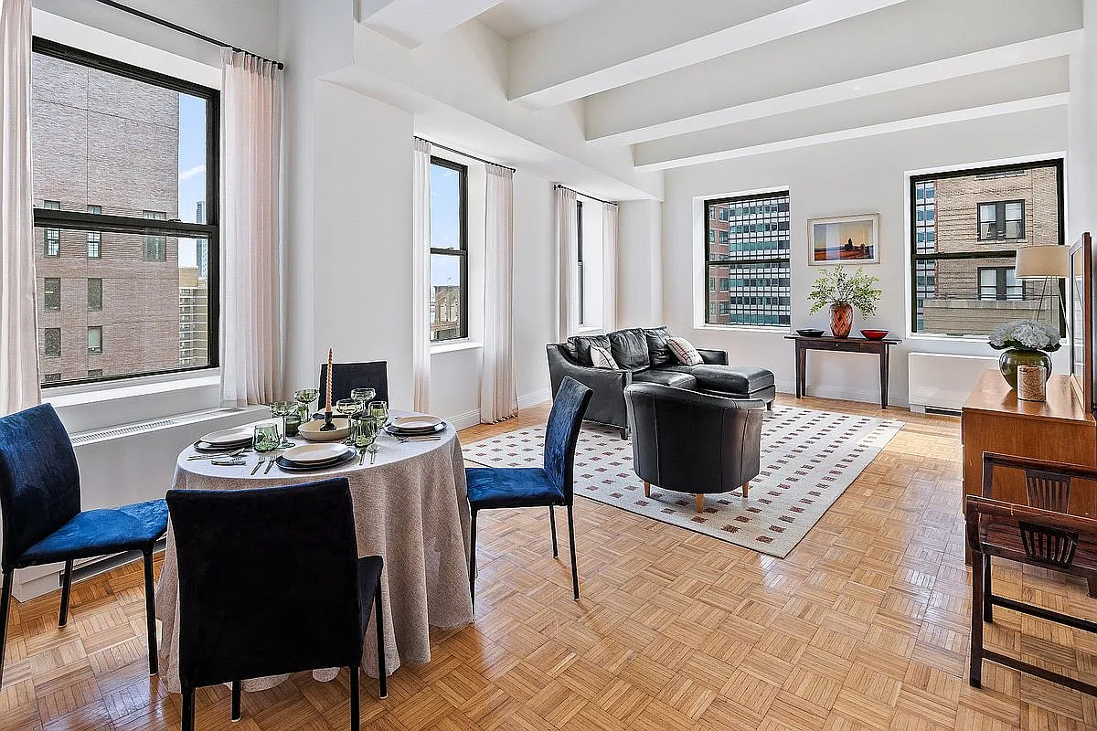 99 John St APT 2109 photo 1