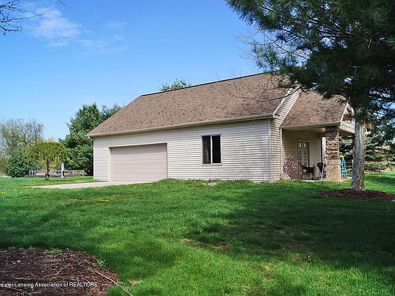 4th image of 2219 Hearth Stone Dr