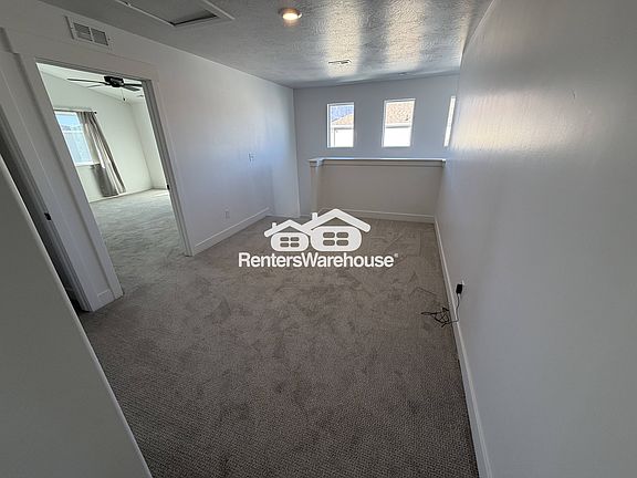 4th image of 3767 N Hannah St