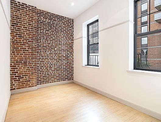 4th image of 459 W 43rd St APT 2A