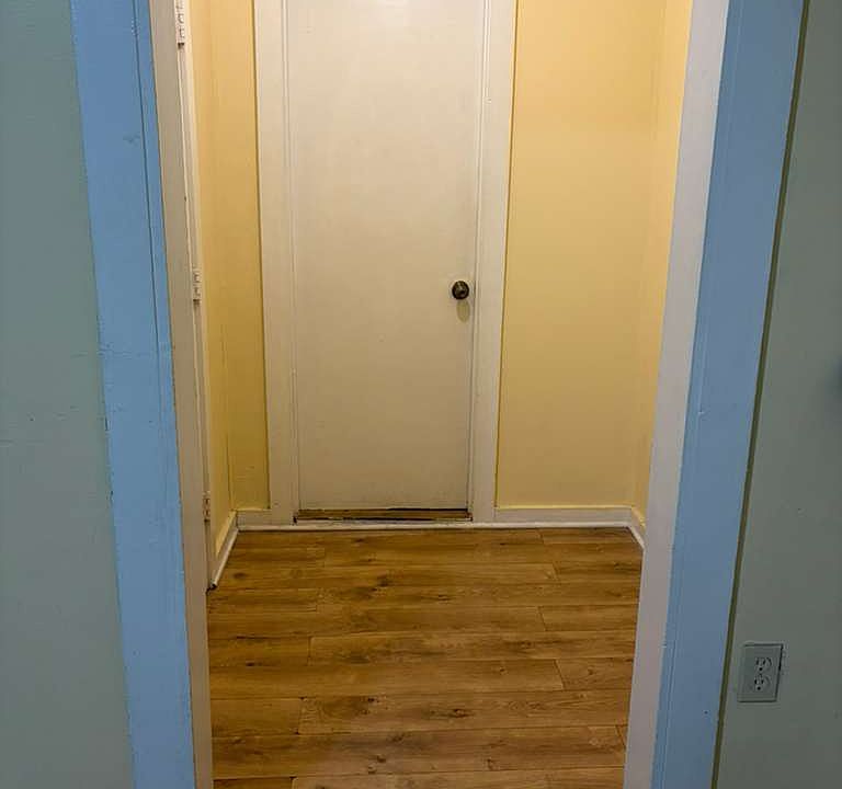 1st image of 10 E Church St #1