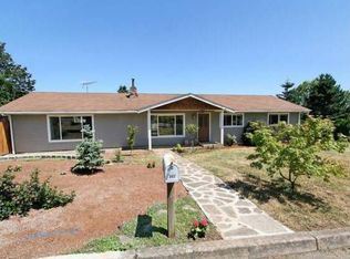 341 SW Hemlock St, Dundee, OR 97115