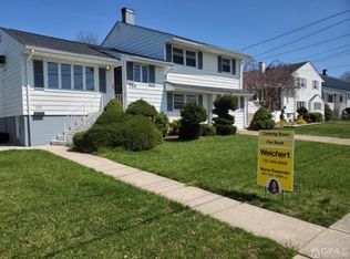 130 Poplar St, Carteret, NJ 07008