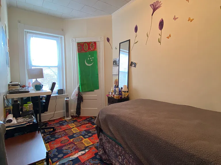 18 Mount Hood Rd #1 — Photo 6