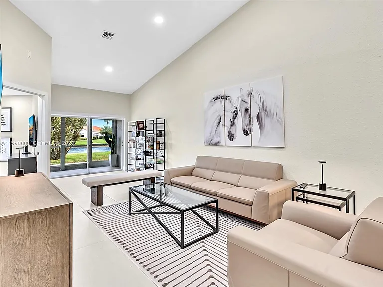 15212 W Tranquility Lake Dr #15212 — Photo 4