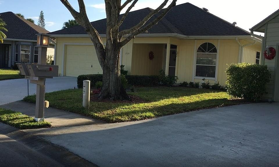 1st image of 1935 Hawthorne Dr