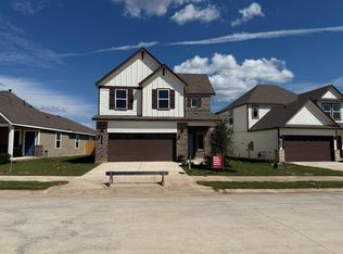 894 Kickapoo Ln, College Station, TX 77845