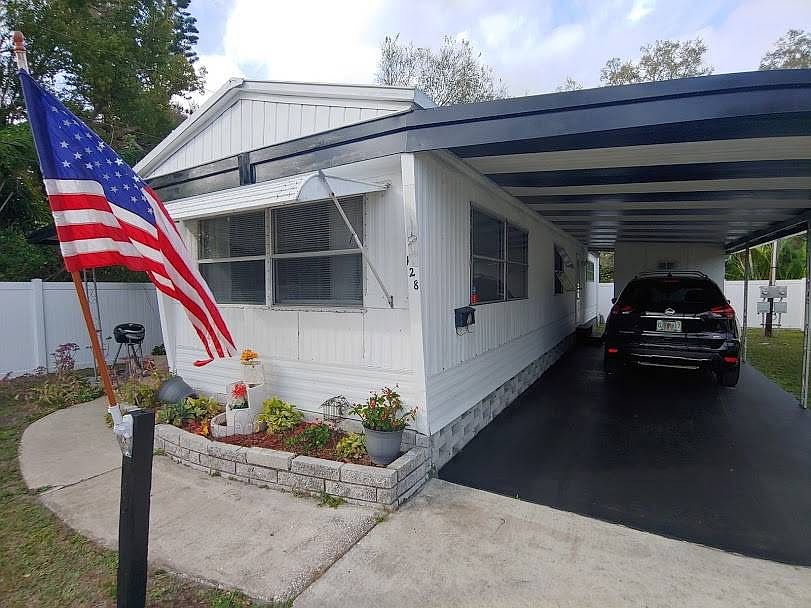 1st image of 4300 E Bay Dr #128