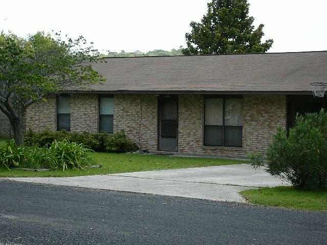 1st image of 213 Honey Bee Dr W