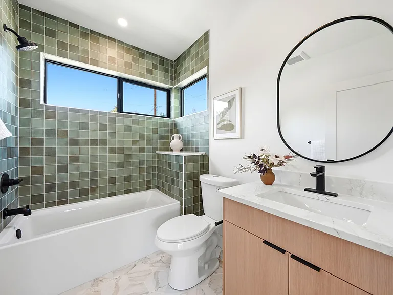 4709 SW Hinds St — Photo 11
