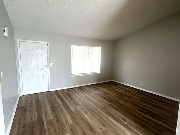 2nd image of 1314 E Selma St APT 4