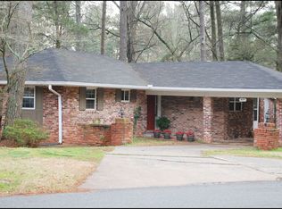 1674 Delia Dr, Decatur, GA 30033