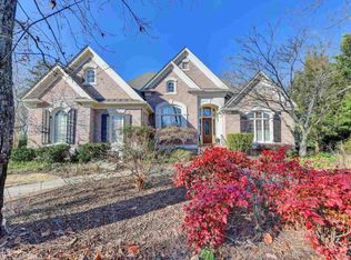 7090 Laurel Oak Dr, Suwanee, GA 30024