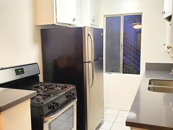 5th image of 2320 Glendale Blvd #1333