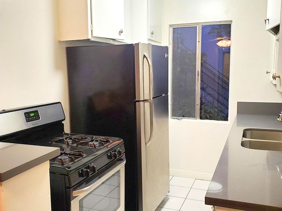 1st image of 2320 Glendale Blvd #164