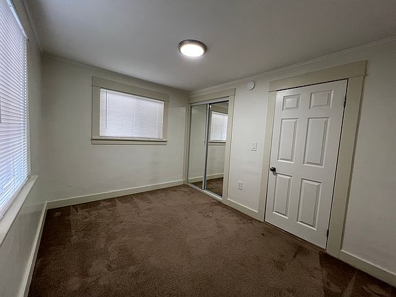 5th image of 14711 Eastwood Ave