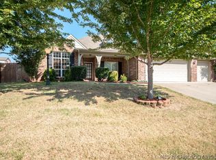 9404 N 104th East Ave, Owasso, OK 74055