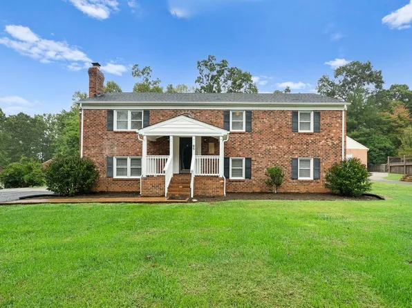 94 S Lake Dr, Lynchburg, VA 24502