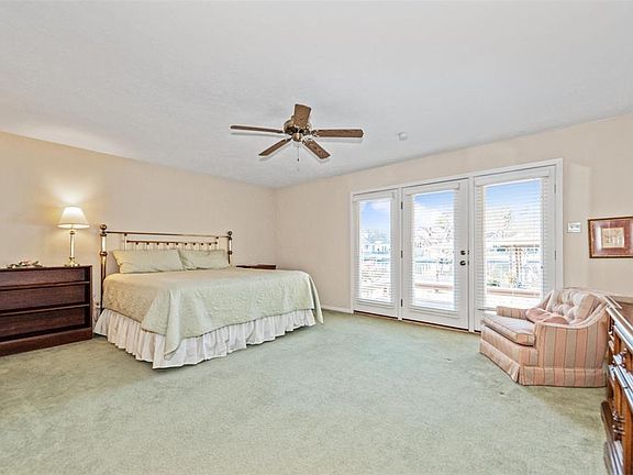 5th image of 122 Lakeside Dr