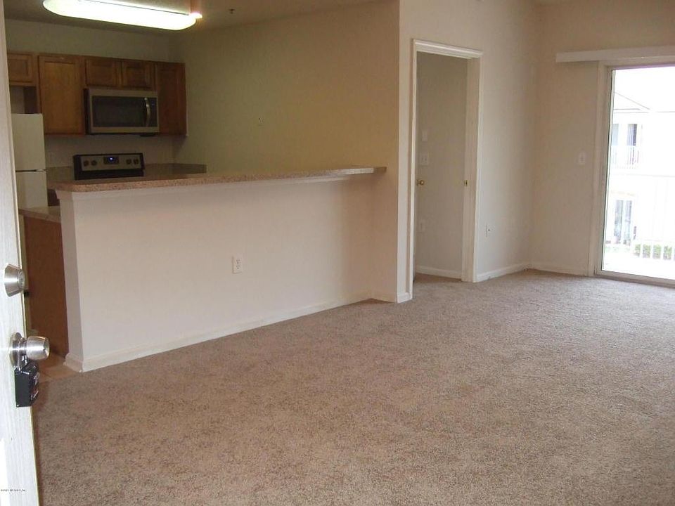 2nd image of 7920 Merrill Rd Unit 903