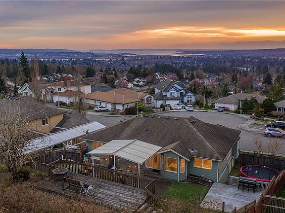 2nd image of 7717 80th Ave NE