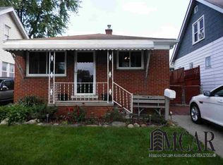 2160 Charter St, Lincoln Park, MI 48146