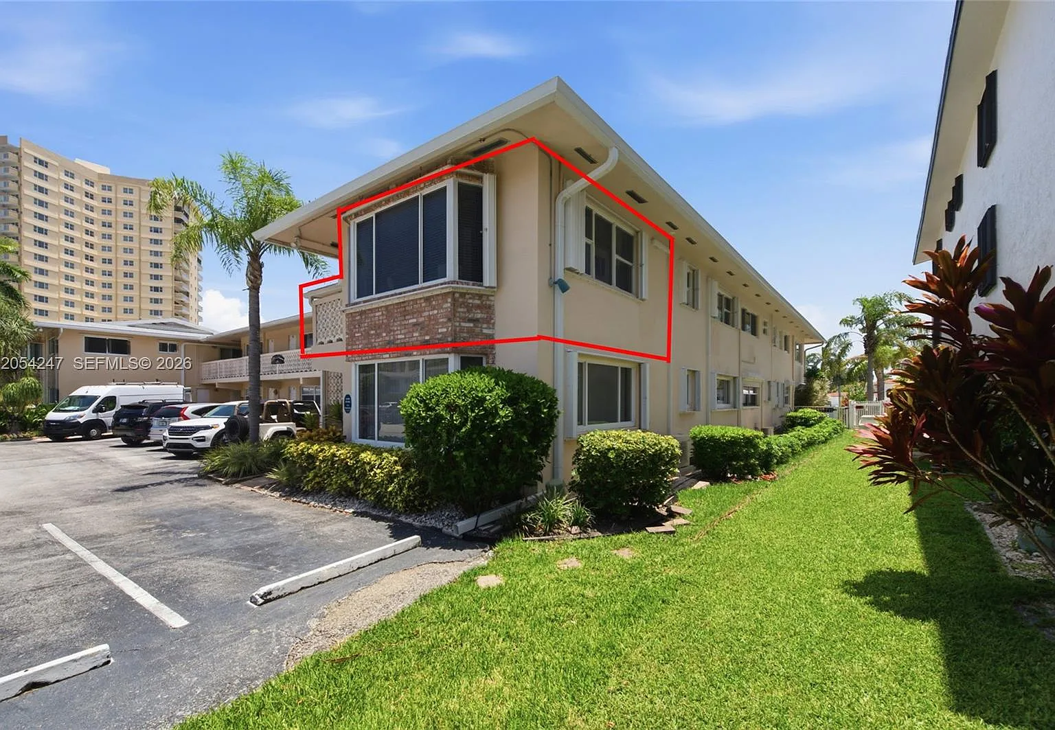 Silver Shores Apts Co-Op — Photo 3