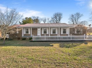 215 Hill St, Estill Springs, TN 37330