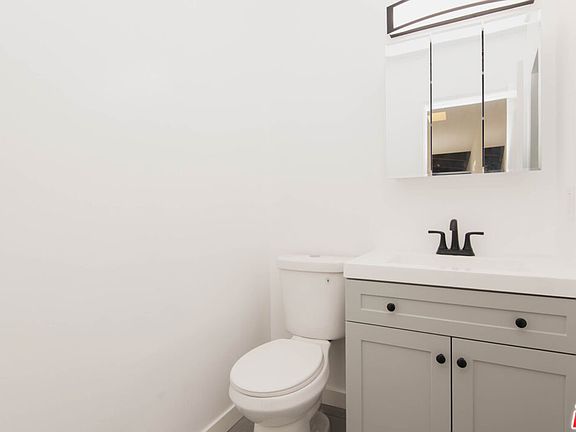 5th image of 2819 Pacific View Trl