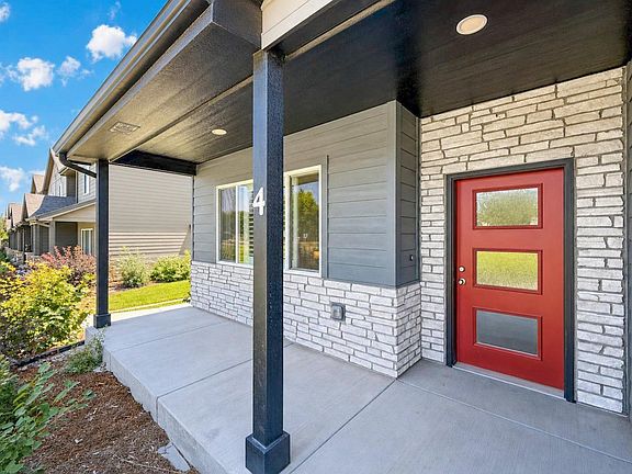4th image of 6717 4th St Rd #4