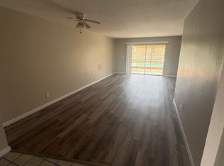 706 SE 13th Ct APT E, Cape Coral, FL 33990