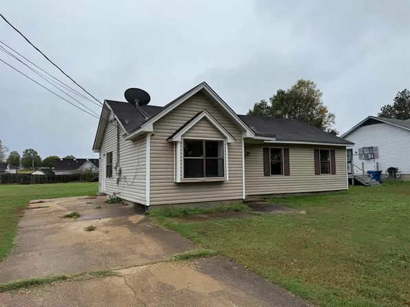 225 Ervin Ln, Covington, TN 38019